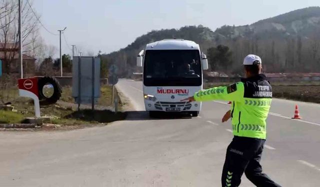 Bolu'da yolcu otobüslerine sivil jandarma denetimi