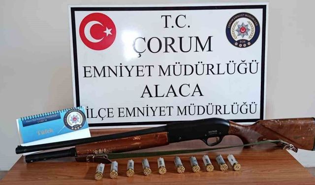 Çorum'da evinin penceresinden ateş açan şahıs polisleri harakete geçirdi