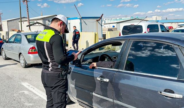 Çorum'da polis ekipleri bayram öncesi denetimlerini arttırdı