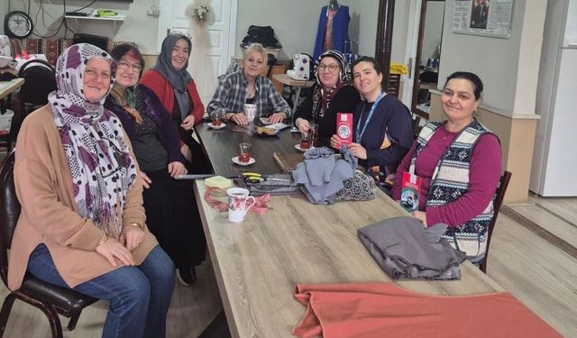 Dikiş kursu kursiyerlerine sağlık eğitimi