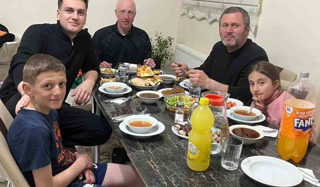 Dünya turuna çıkan turist, Bayburt'ta misafirperverliğe hayran kaldı