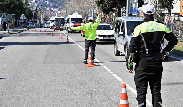 Ordu'da bir haftada 20 binden fazla araç ve sürücüsü denetlendi