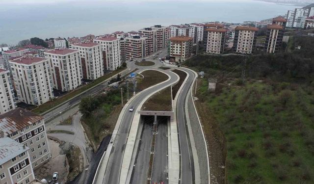 PULATHANE BULVARI'NDA YOL YAPIM ÇALIŞMALARI SÜRÜYOR