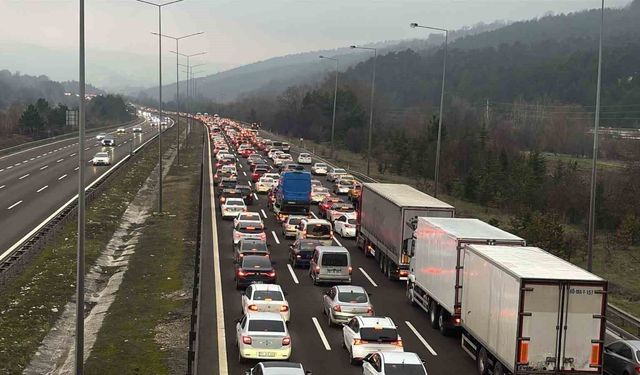 Ramazan Bayramı'nda Bolu'dan 331 bin araç geçiş yaptı