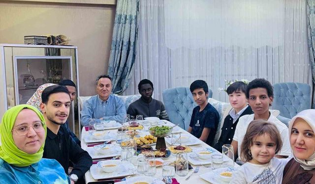 TOGÜ'de Ramazan sofraları öğrencilerle bereketlendi