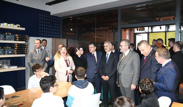 TRABZON'DA TEKNOLOJİ RÜZGARI