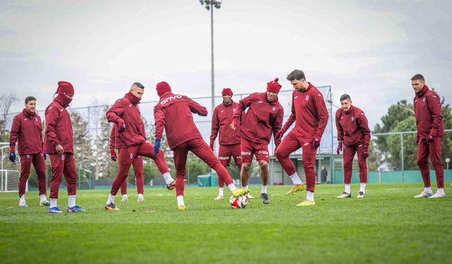 Trabzonspor hazırlıklarını tamamlayarak İstanbul'a hareket etti