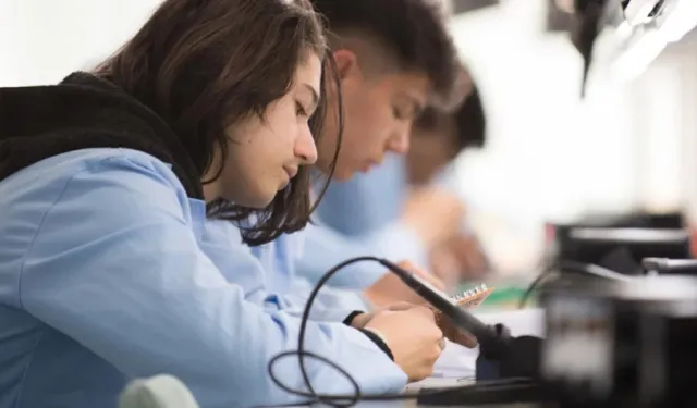 BELGESİ OLMAYAN ÇALIŞAMAYACAK!