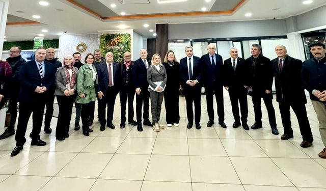 KEŞKE BARIŞ İÇİNDE YAŞASAK