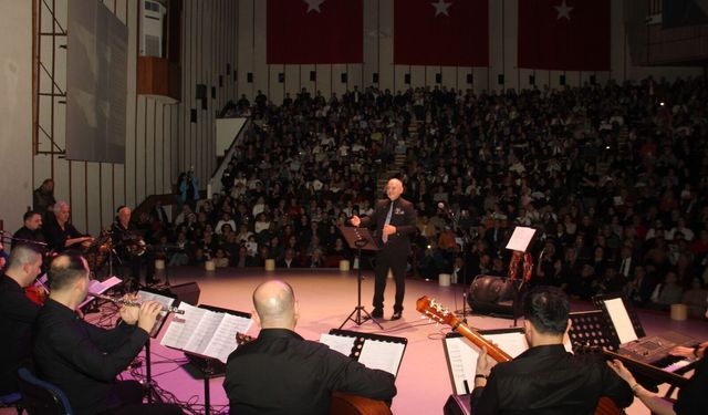 ‘KUZEYİN OĞLU’ KTÜ’DE ŞARKILARI İLE ANILDI