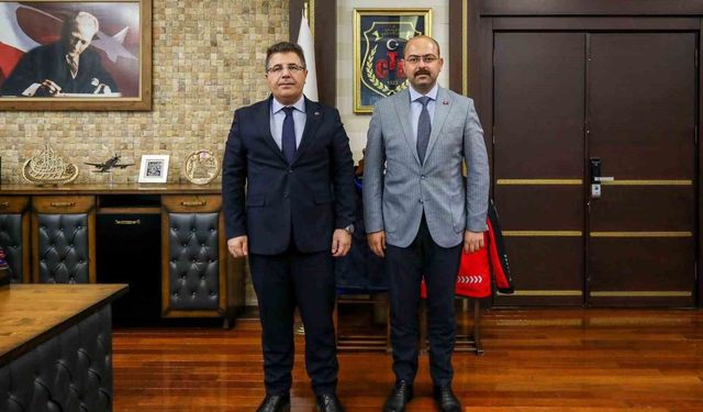 Başkan Kavaklıgil, projelerini MHP Genel Başkanı Devlet Bahçeli'ye anlattı