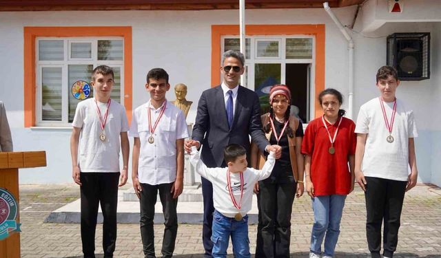 Çaycuma'da Engelliler Haftası Programı Düzenlendi