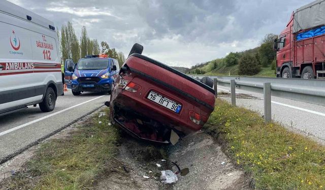 Çorum'da otomobil takla attı: 5 yaralı