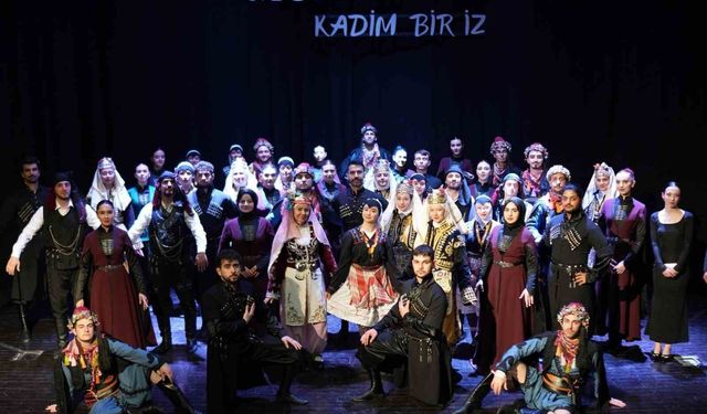 Düzce'de 'Mühür: Kadim Bir İz' gösterisi büyük beğeni topladı