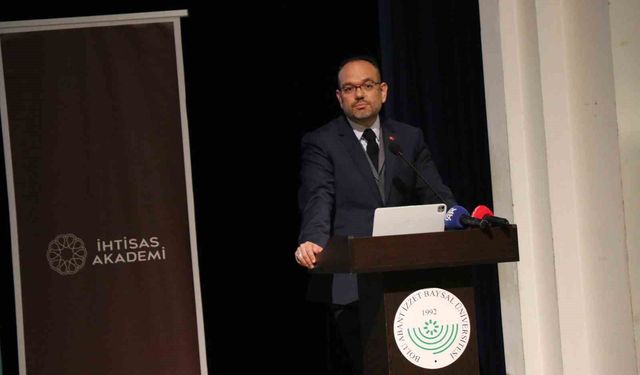 İletişim Başkan Yardımcısı Şahin: 'Teknoloji bağımlılığı sosyal izolasyona neden oluyor'