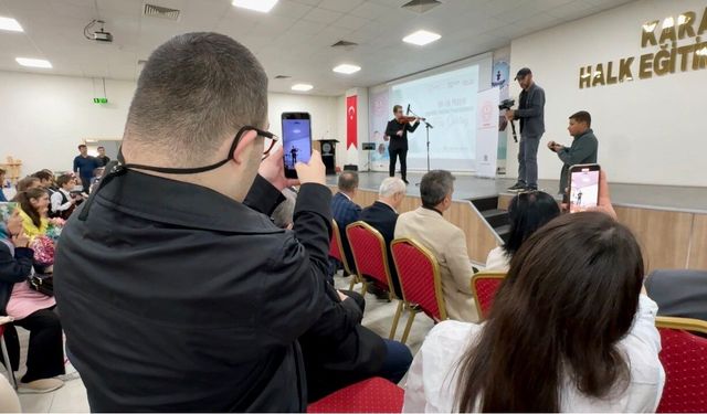 Karabük'te engelsiz yetenekler sahne aldı