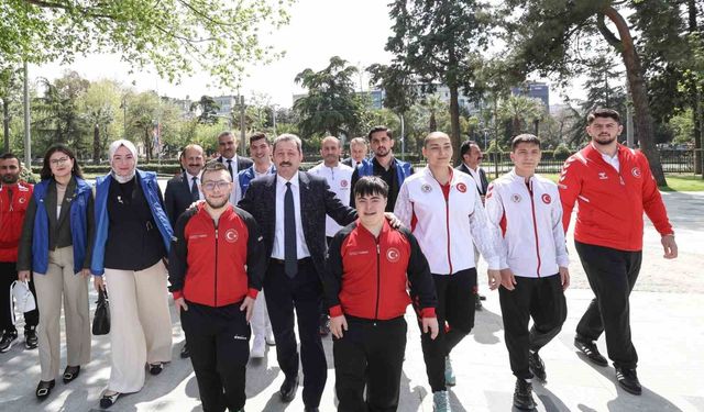 Samsun'da 'Bugünün Gençleri, Geleceğin Yöneticileri' etkinliği