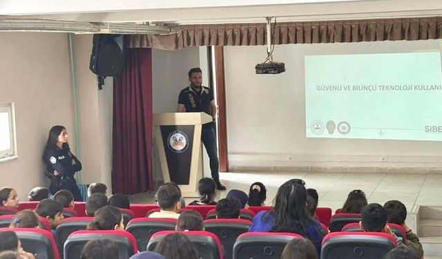 Sinop'ta öğrencilere siber farkındalık eğitimi