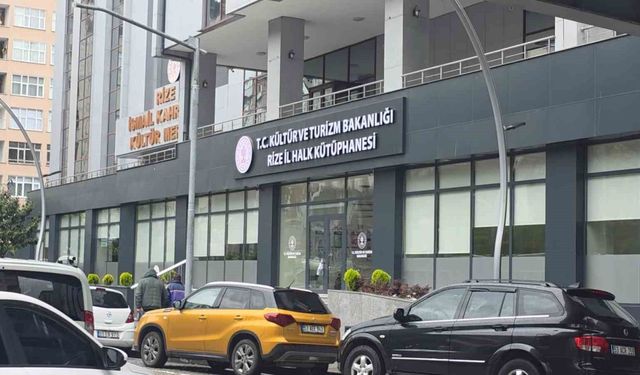 YKS adayları resmi tatilde kütüphane mağduriyeti yaşadı