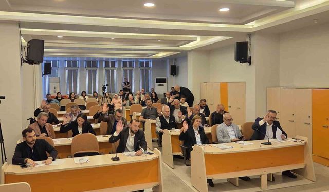 Atakum meclisinde yatırım ve maaş gündemi