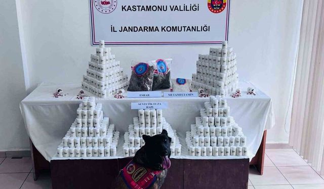 Binlerce hap ve uyuşturucuyla yakalanan sanık: 'Borcumu ödeyebilmek için giriştiğim bu işi elime yüzüme bulaştırdım'