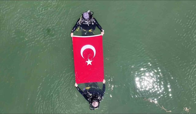 Bolu İtfaiyesi'nden nefes kesen tatbikat: Dalgıçlar göreve hazır