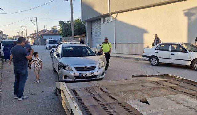 Çorum'da alkollü sürücü park halindeki 4 araca çarptı: 175 bin lira ceza yedi