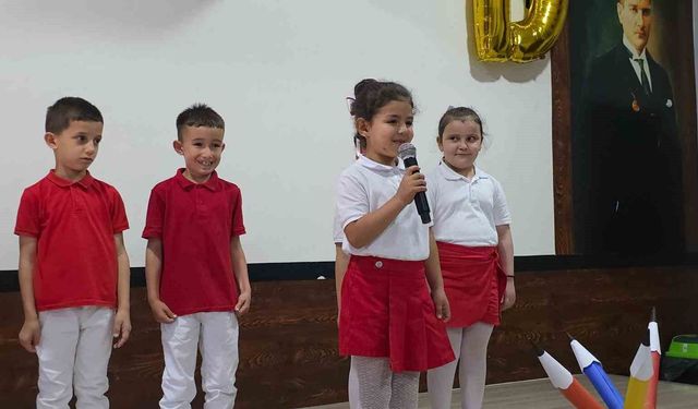 Düzce'de minik öğrencilerin 'Okuma Bayramı' coşkusu