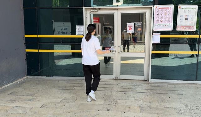 Karabük'te YKS heyecanı: 20 saniyeyle sınava yetişemedi