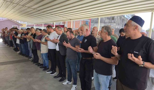 HAYATINI KAYBEDEN 3 GENÇ ARKADAŞ TOPRAĞA VERİLDİ