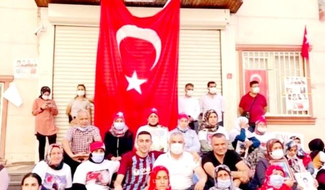 DİYARBAKIR ANNELERİNDEN TERÖRSÜZ TÜRKİYE PROJESİNE TAM DESTEK
