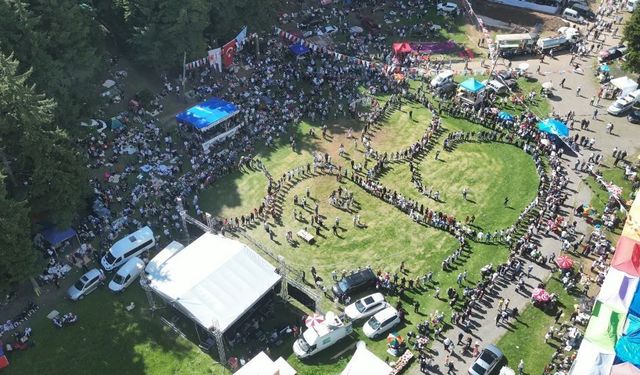 2 BİN RAKIMLI FESTİVALDE HORON COŞKUSU