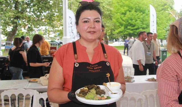ORDU GASTRONOMİ FESTİVALİ: ZEYTİNYAĞLI FINDIK YAPRAĞI SARMASI DİKKAT ÇEKTİ
