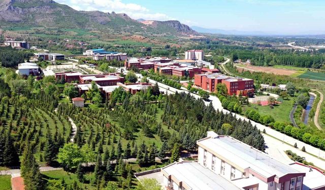 TOGÜ'den yaşam boyu öğrenmeye güçlü katkı