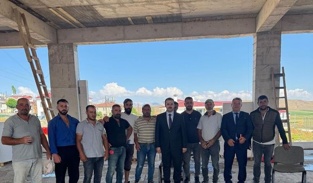 Demirözü'nde Öğretmenevi inşaatında inceleme