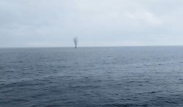 İnsansız deniz aracı açık denizde imha edildi