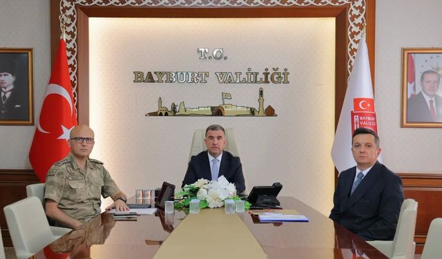 Vali Eldivan 'Terörsüz Türkiye' gündemli güvenlik toplantısına katıldı
