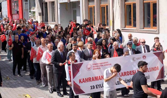Artvin'de Gaziler Günü kapsamında kortej yürüyüşü düzenlendi