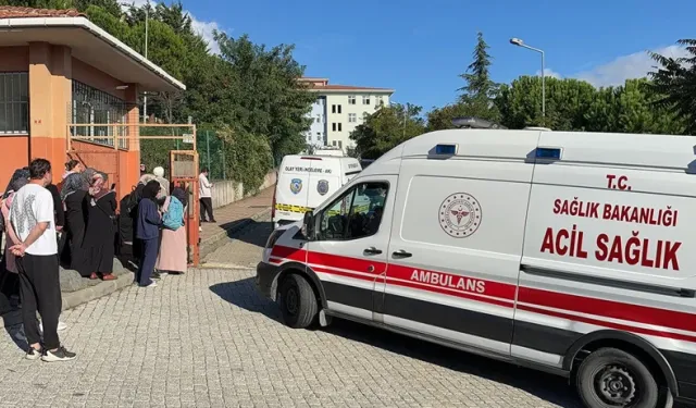 OKULDA BIÇAKLI SALDIRIDA 1 ÖĞRENCİ HAYATINI KAYBETTİ!