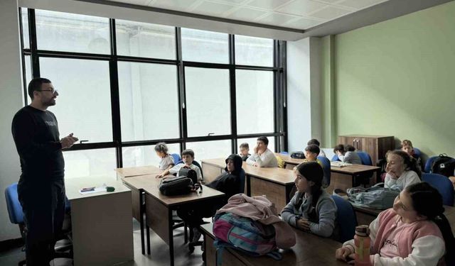 Akçakoca'da iki atölye öğrencilerle buluştu