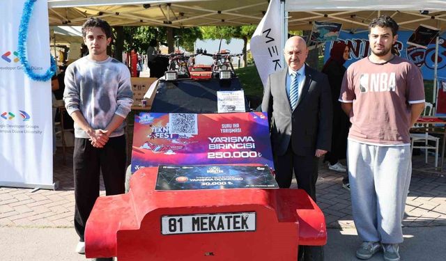 Düzce Üniversitesi'nde öğrenci toplulukları tanıtım günleri başladı