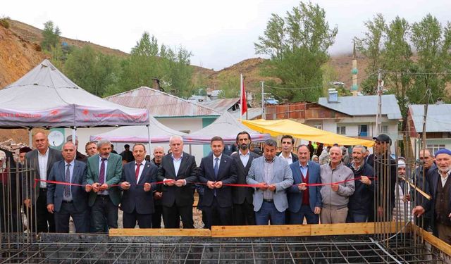 Pınargözü köy konağının temeli atıldı
