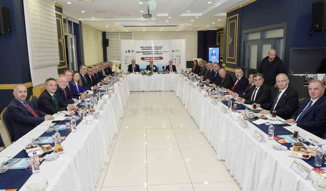 Rektör Kırışık, Batı Karadeniz Üniversiteler Birliği toplantısına katıldı