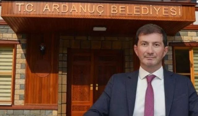 ARDANUÇ'A EMRAH BAŞKAN DAMGASI