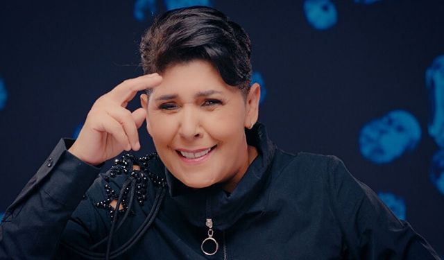 Cansever'den hayranlarını üzen haber: Dualarınızı bekliyorum