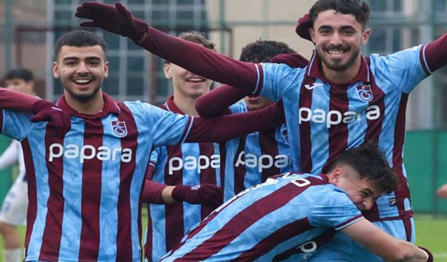 GENÇ FIRTINA DURDURULAMIYOR!  BORDO-MAVİLİ GENÇLERDEN ŞAMPİYONLUK YÜRÜYÜŞÜ