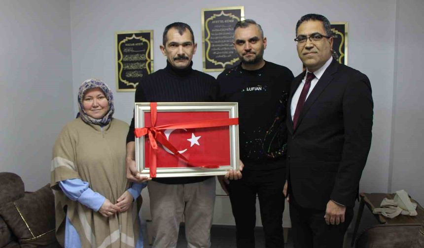 Hayatlar kurtarıp yeni evini depremzede aileye açan maden işçisi: 'Felaket olsa yine yardıma koşarım'