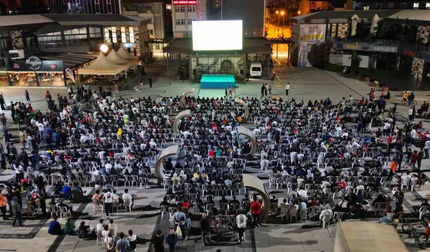 Milli maç heyecanı Çorum'da dev ekranda yaşanacak