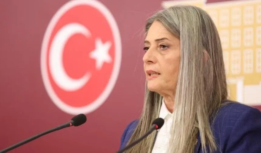 ACININ SİYASETİ OLMAZ AMA!
