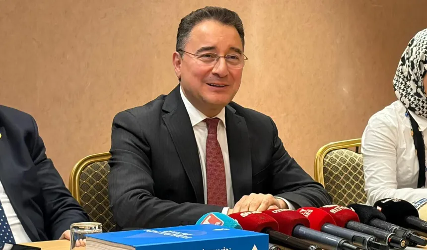 BABACAN’DAN TRABZONSPOR ÖVGÜSÜ